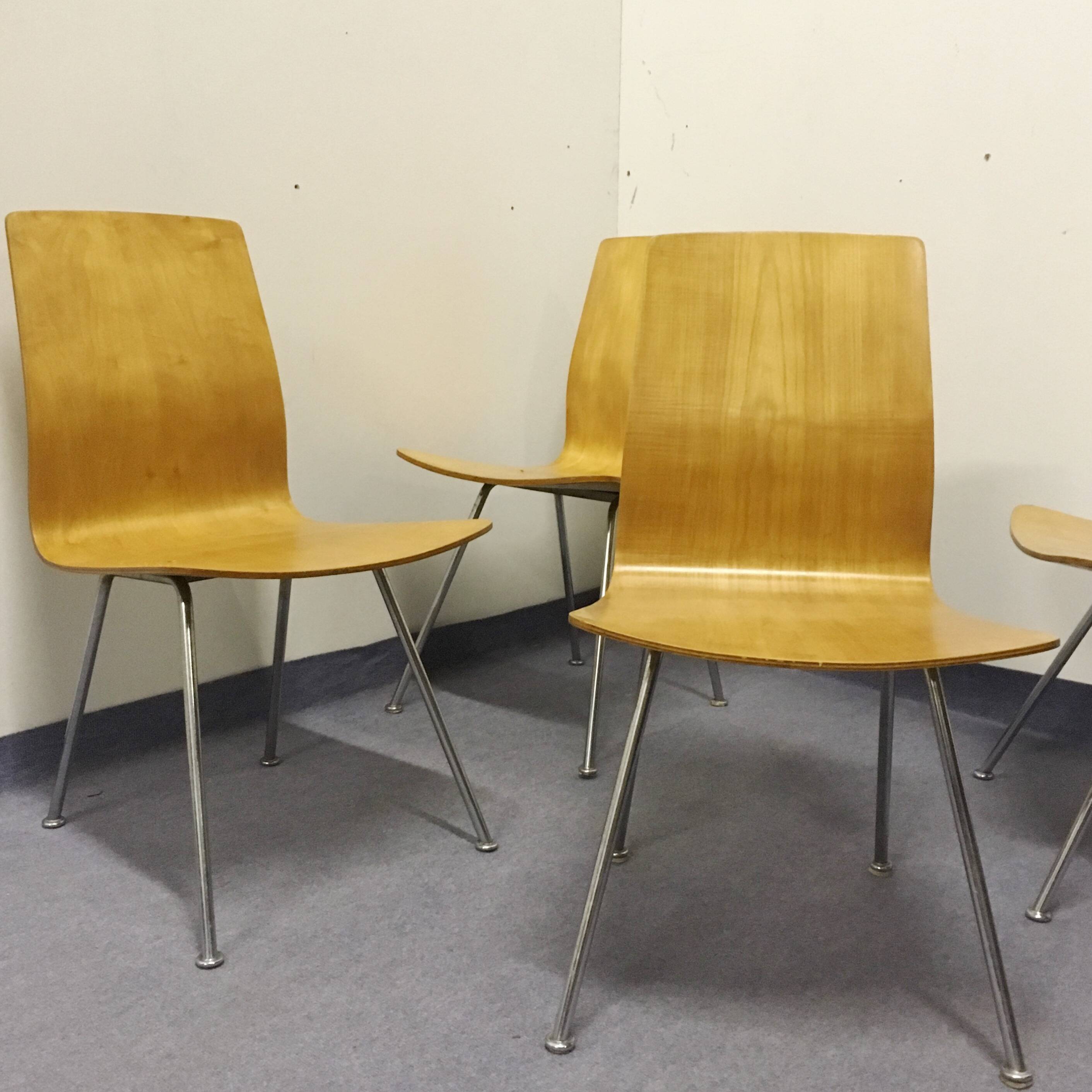 4 Swiss modernist chairs, moulded plywood and metal – circa 1960