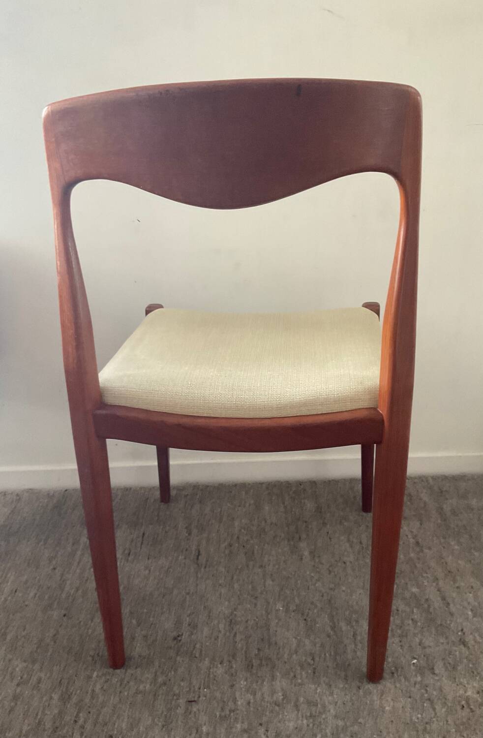 Chaise scandinave en teck