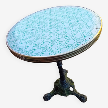 Bistro table