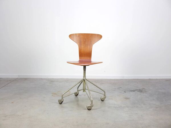 Chaise de bureau pivotante 'Mosquito' de 1ère édition par Arne Jacobsen pour Fritz Hansen, 1955