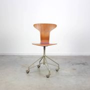 1st edition 'Mosquito' swivel desk chair by Arne Jacobsen for Fritz Hansen, 1955