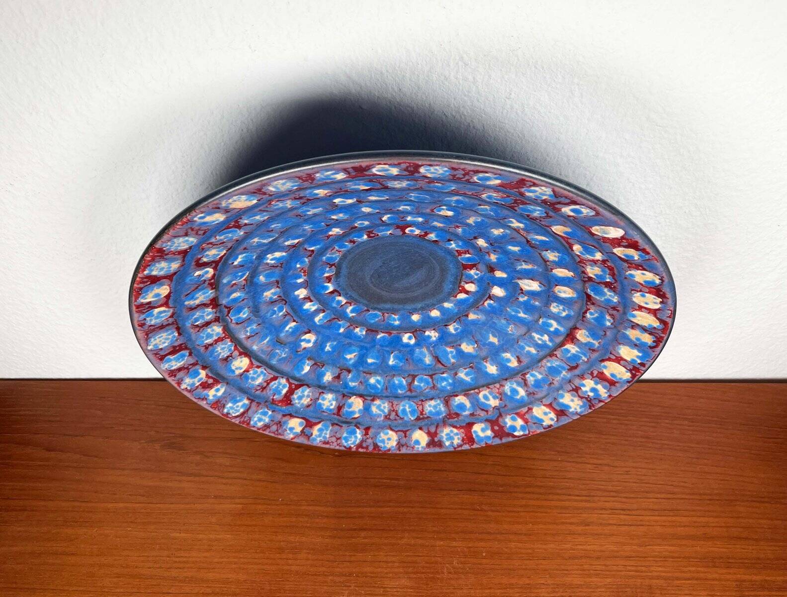 Large Mid-Century Modern German Studio Pottery Decorative Wall Plate by Eva Fritz-Lindner for Karlsruher Majolika, 1960s
