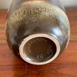Large mudflated sandstone vase