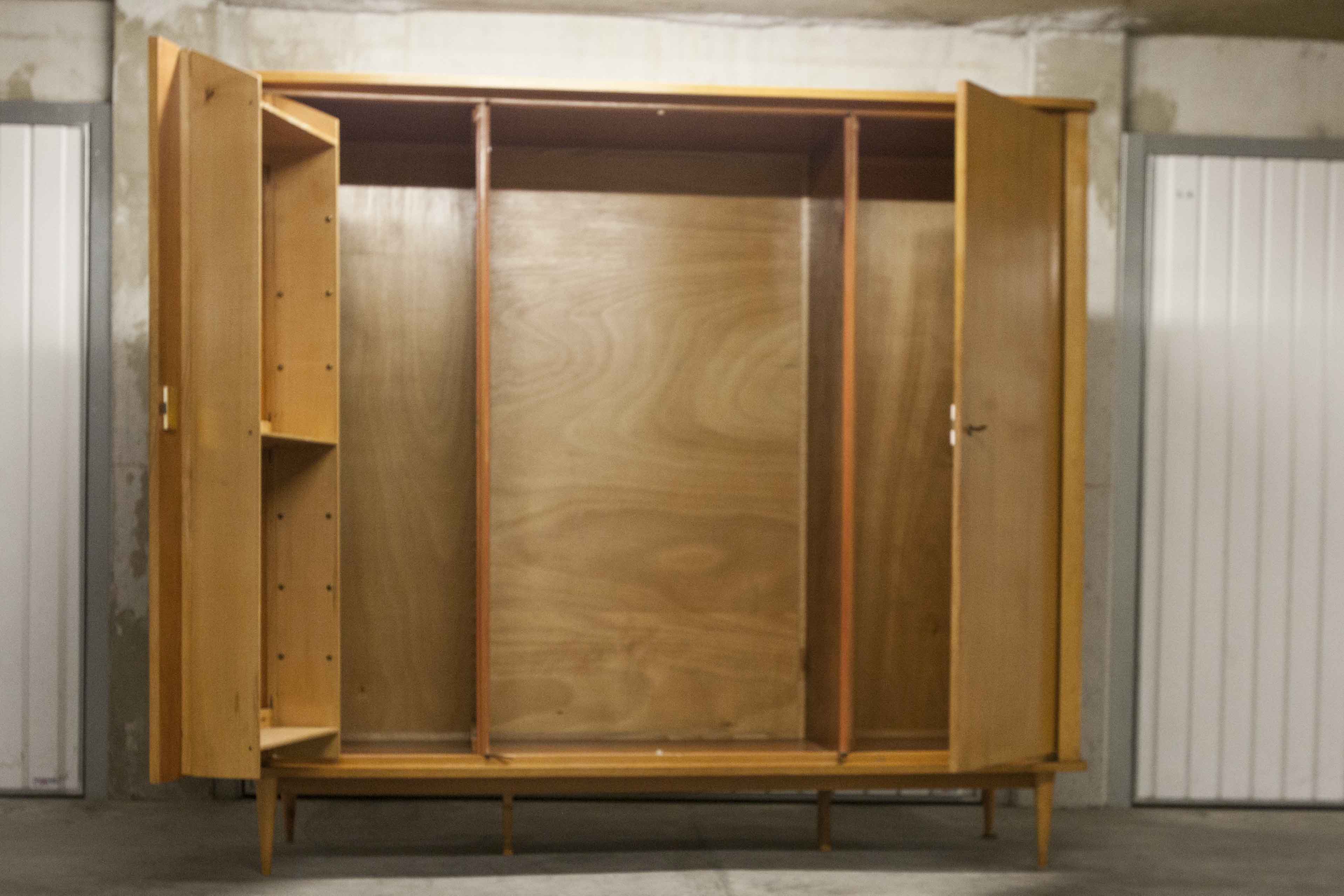 Scandinavian wardrobe 1960 honey color 4 doors L 205 cm