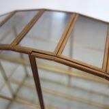 Ensemble de 3 vitrines laiton doré, verre, miroir années 60