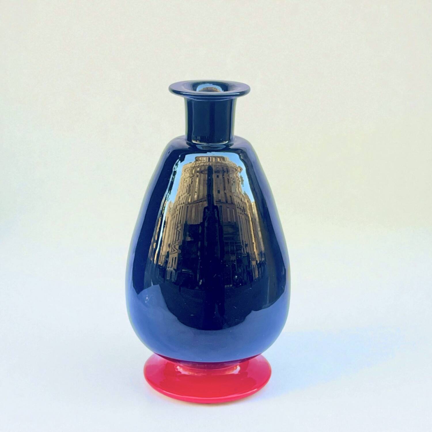 Black and red Murano glass vase by Nason & Moretti, Art Deco carafe
