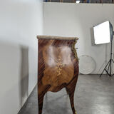 Louis XV period chest of drawers in rosewood marquetry