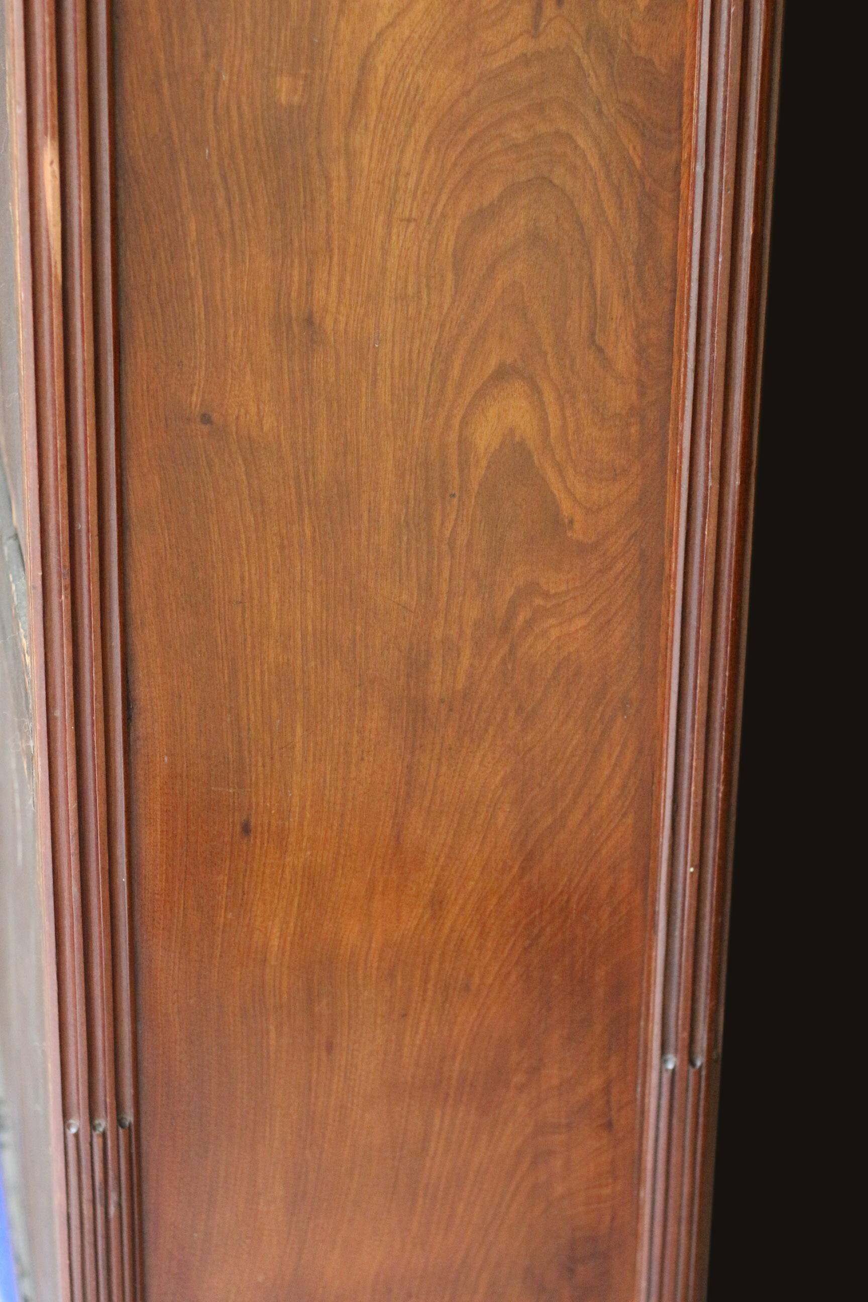 Sumptuous mahogany chiffonier with a secret drawer (circa 1800).