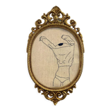 Broderie encadrée