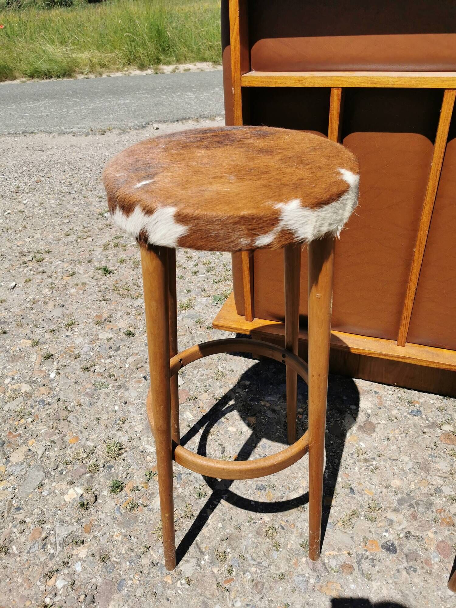 Corner bar and old stool from the 60s/ 70s, seventies skaï, vintage