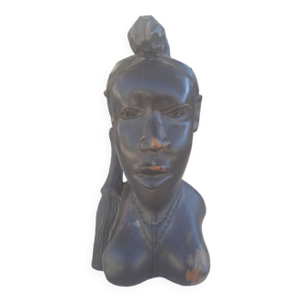 Bust of African woman