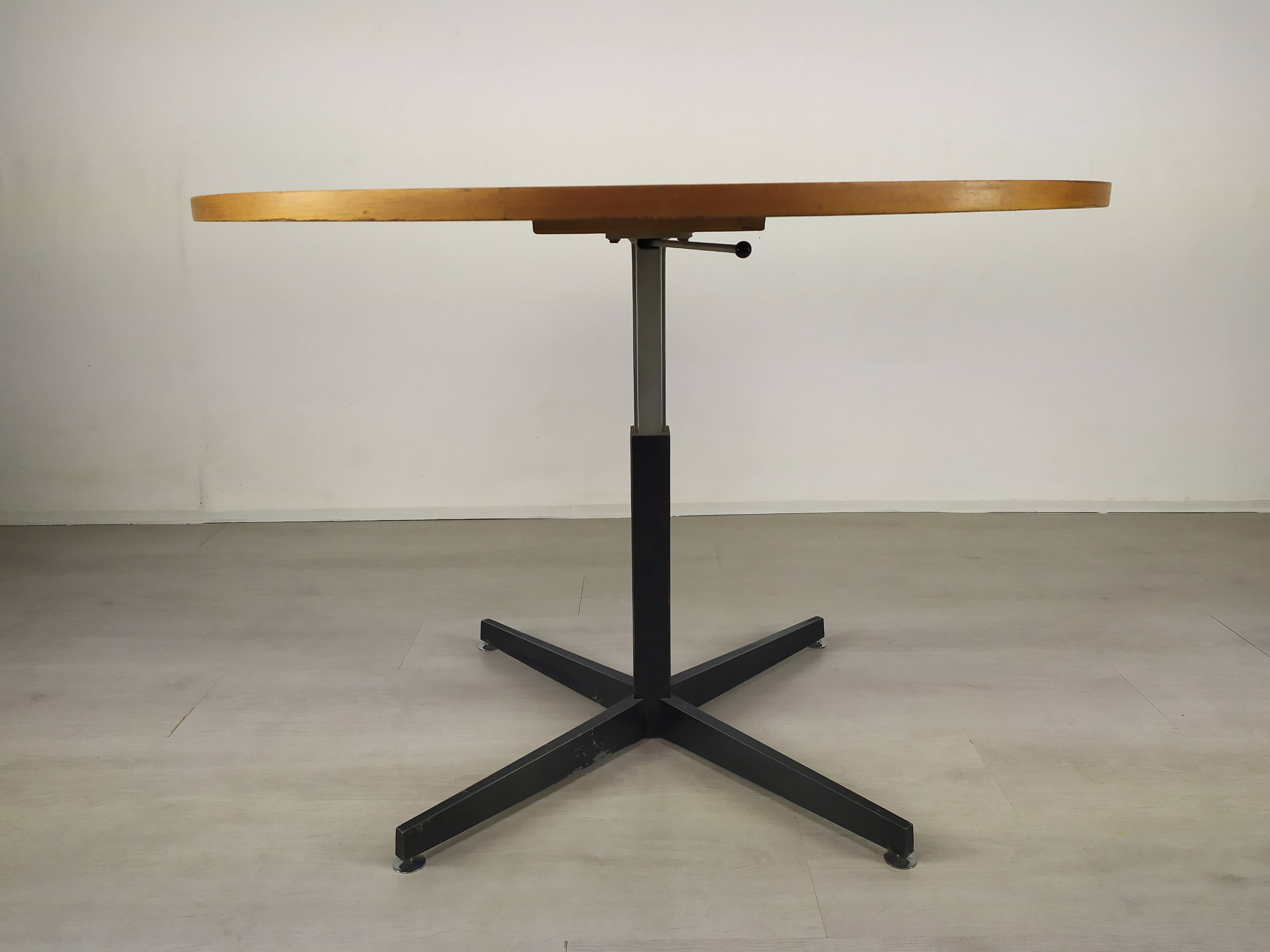 Vintage system table