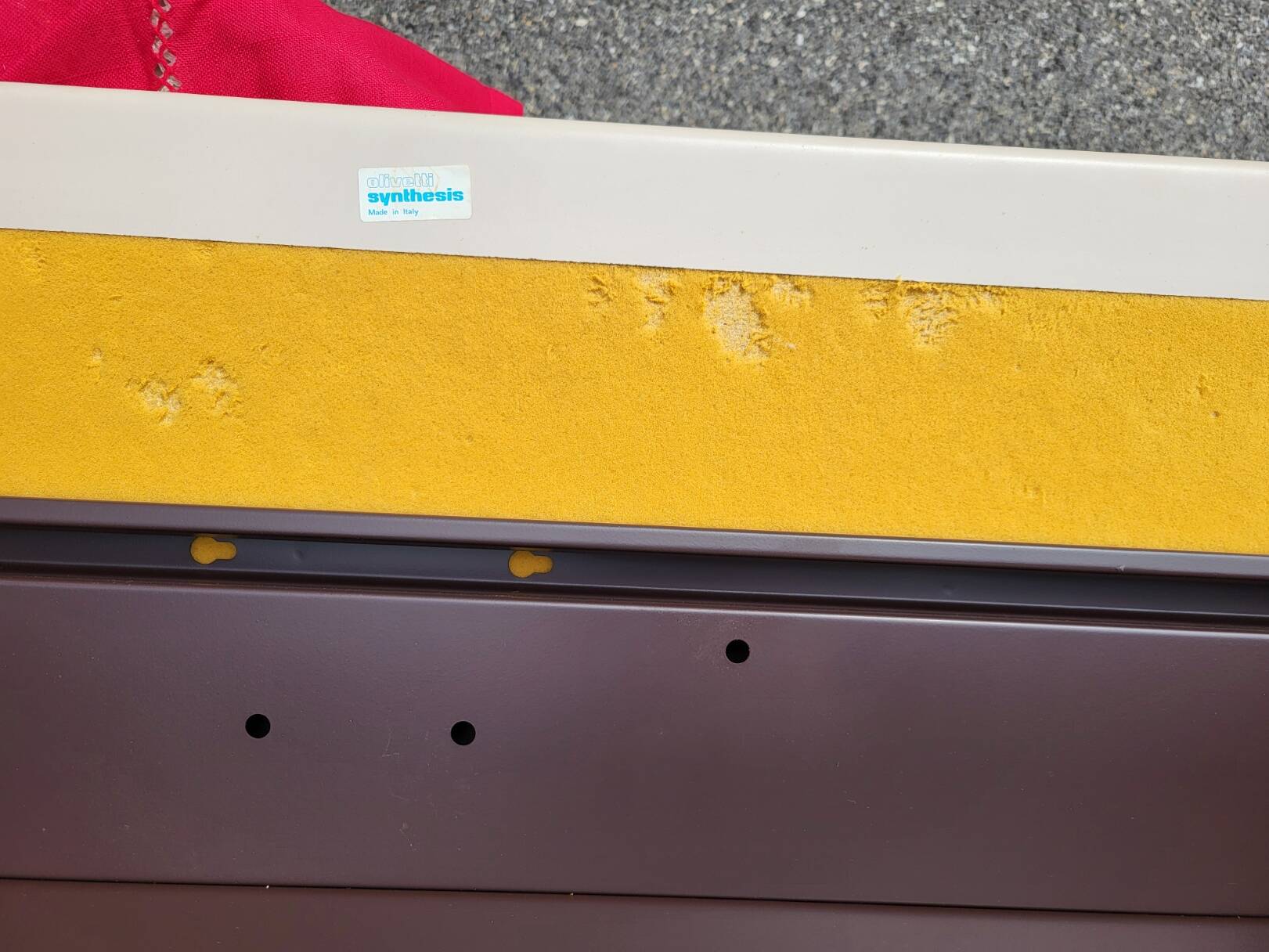 Vintage Olivetti Synthesis Desk - Italian Industrial Design, 1970s