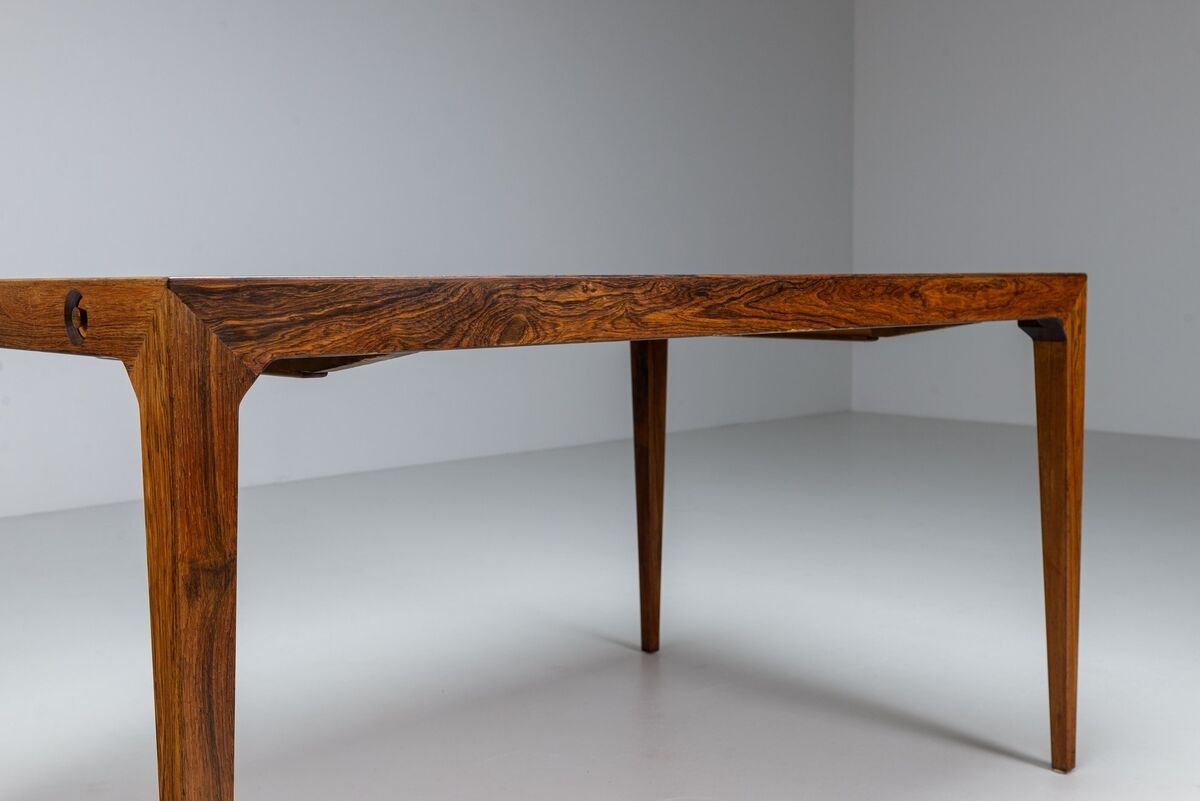 Kai Winding dining table in rosewood Poul Hundevad Denmark 1960
