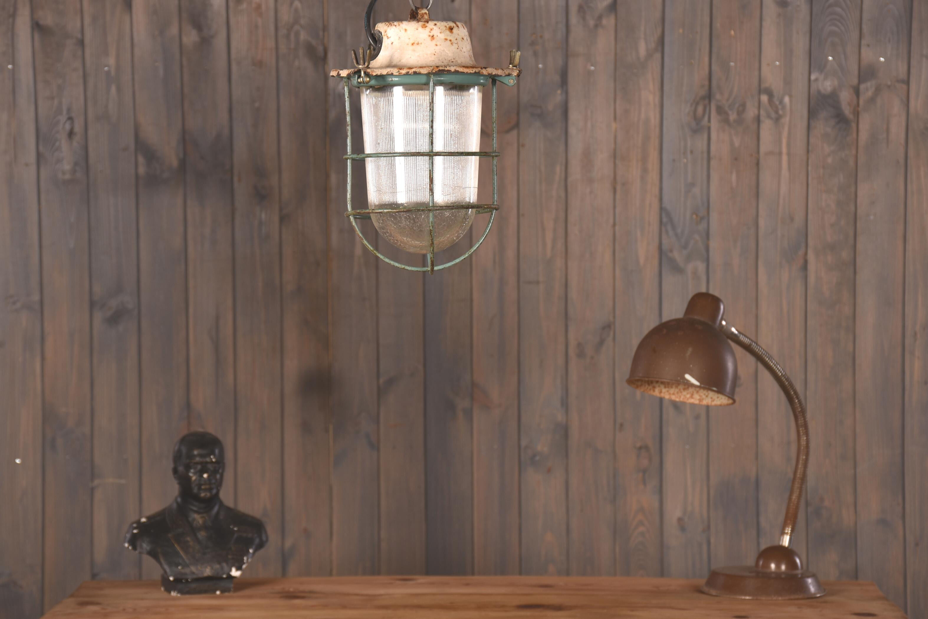 Lampe de cage industrielle