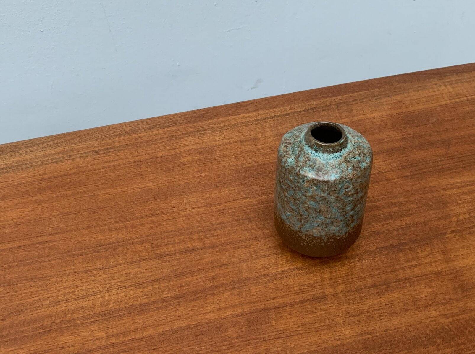 East German pottery vase from the mid-century by Strehla Keramik.