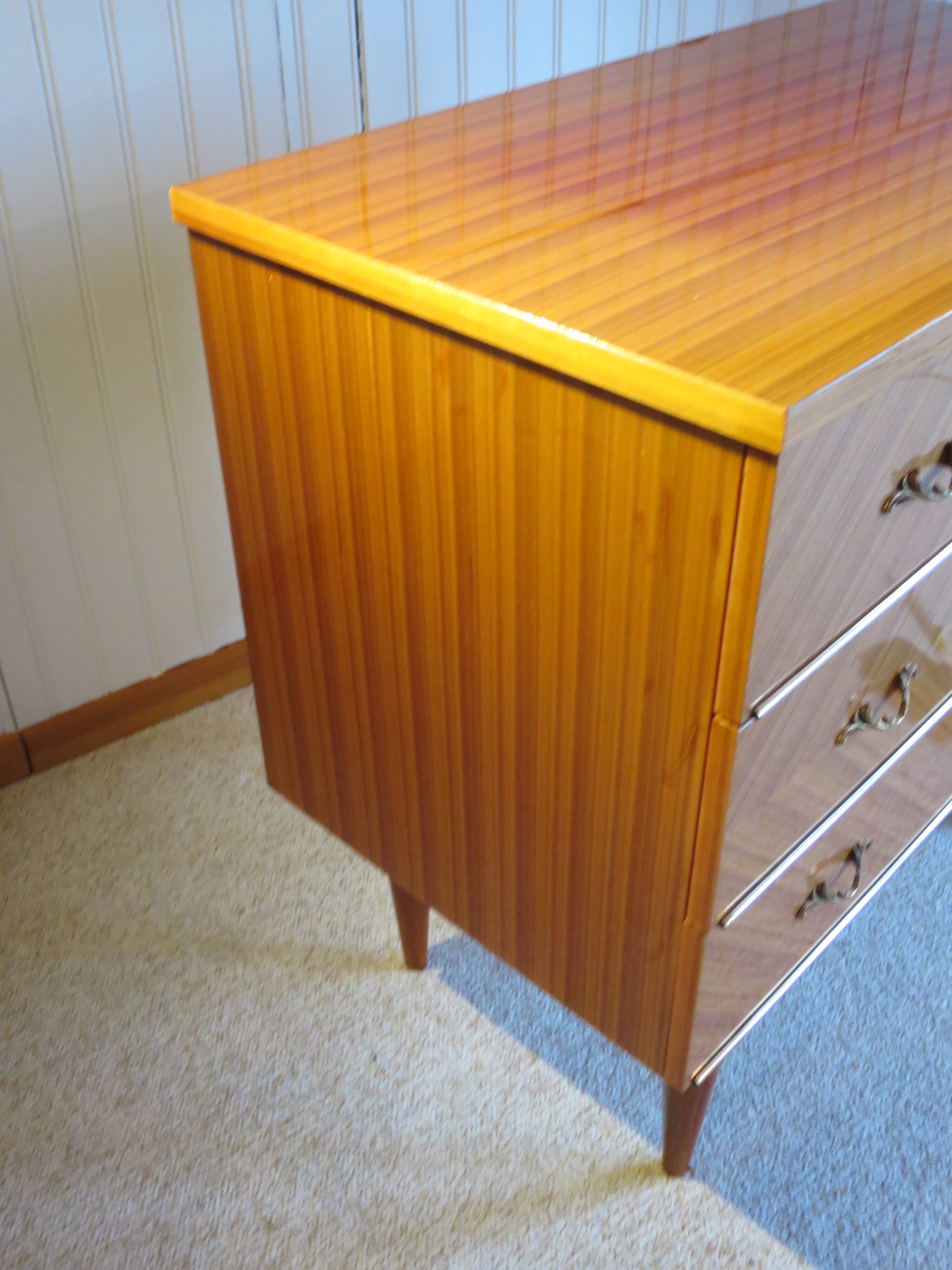3-drawer chest of drawers - 60s - vintage - marquetry effect - spinning top feet