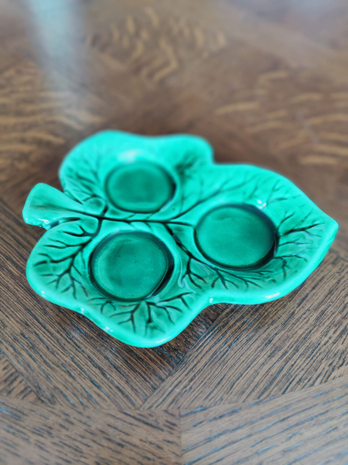 Salt and pepper set in the shape of frogs, Vallauris.