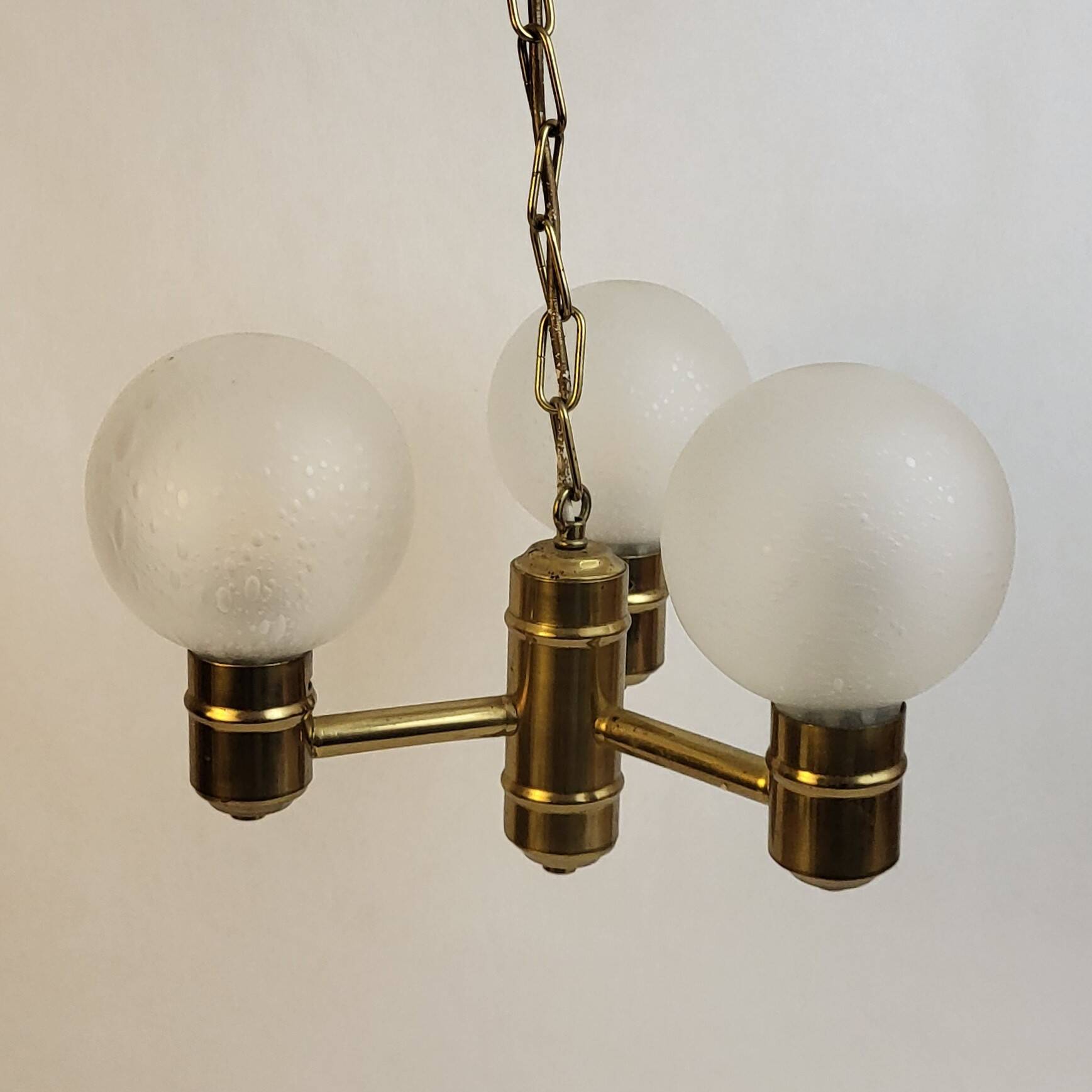 Suspension 3 arms of light