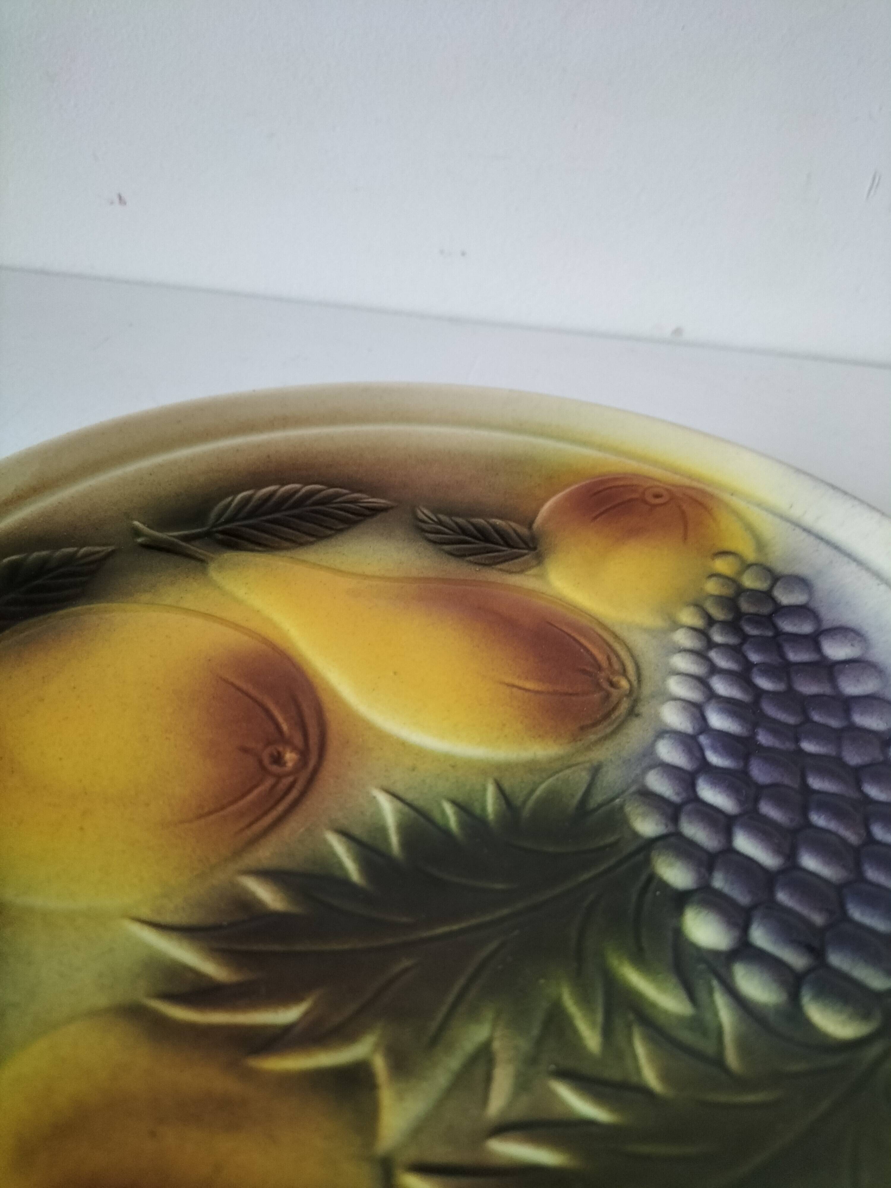 Saint Clement barbotine style plate