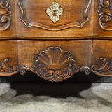 Walnut Sauté Crossbow Commode, Louis XV style – Early 20th century