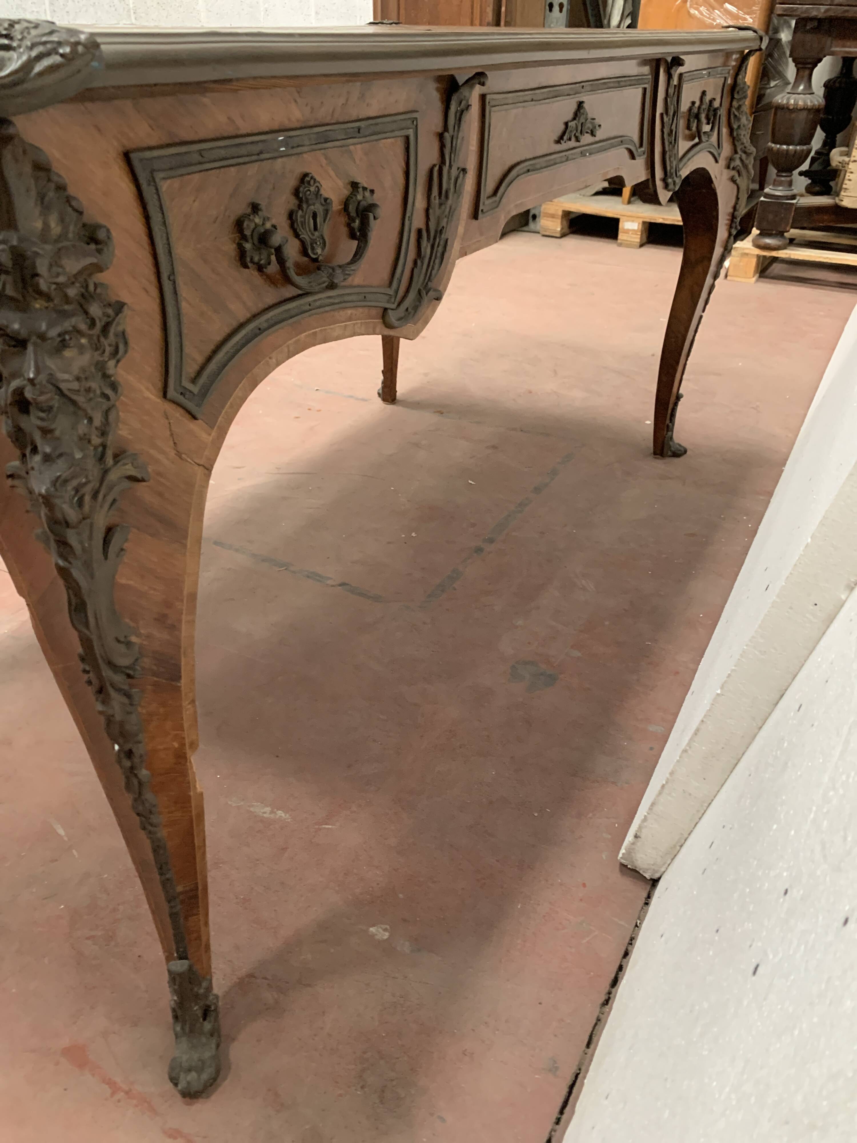 Louis XV style desk set in mahogany and burr walnut