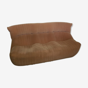 Aralia sofa by Michel Ducaroy