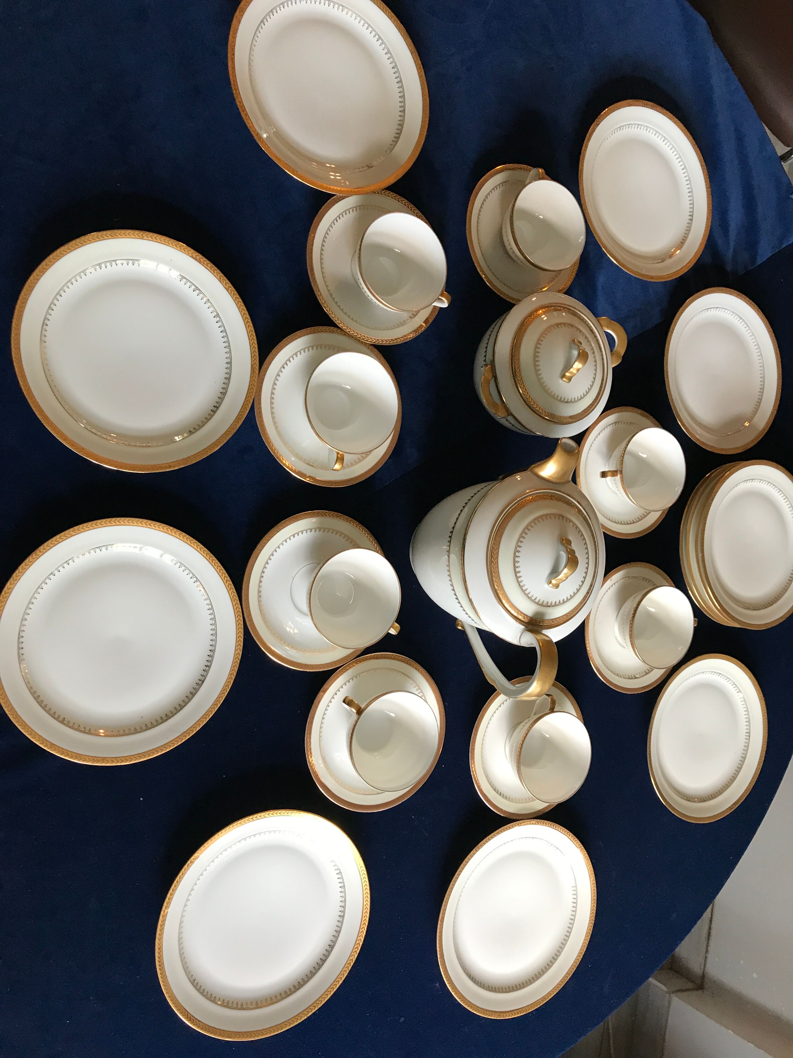 Limoges porcelain coffee service by Chastagner for 8 people