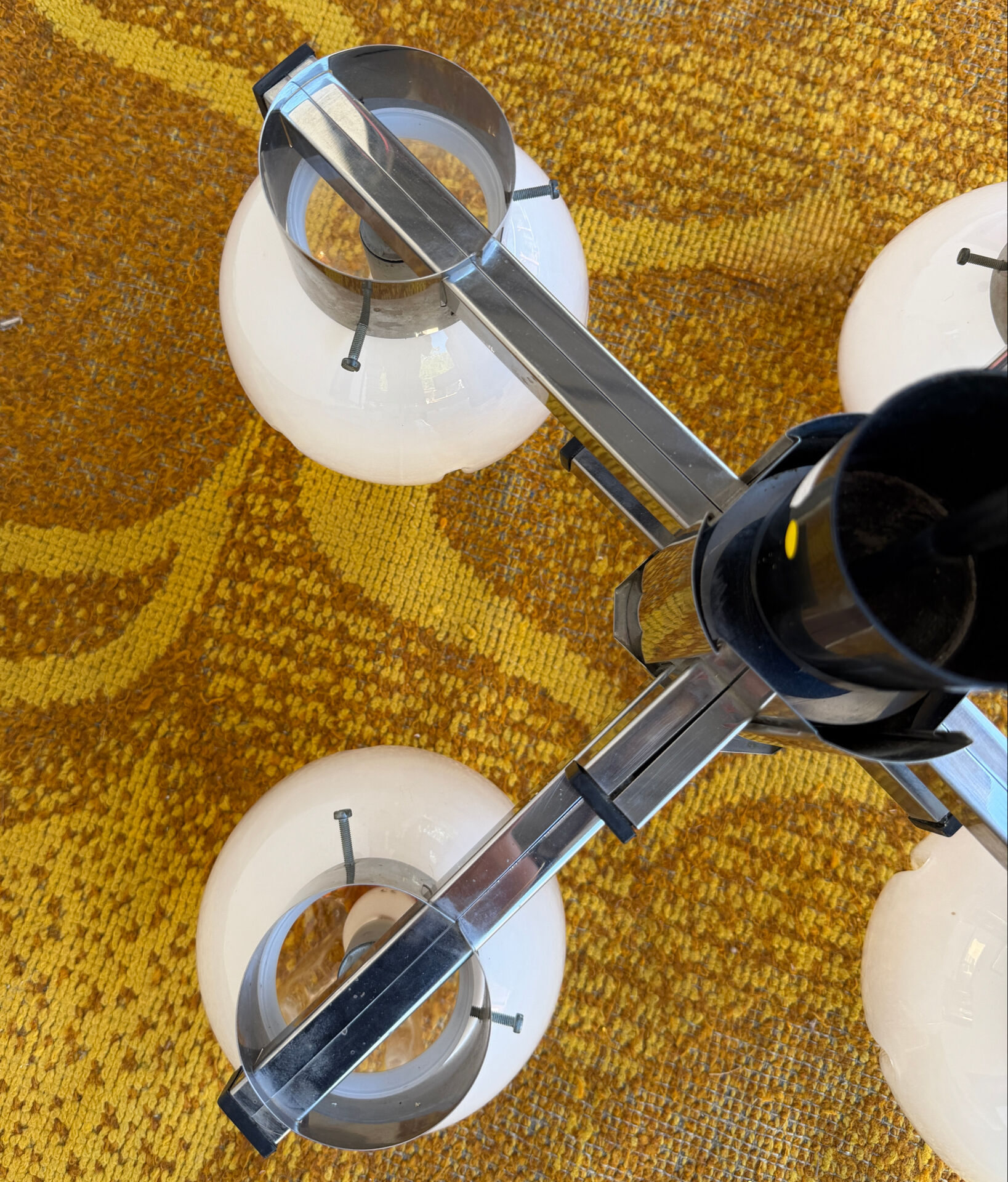 Four-armed chandelier Gaetano Sciolari Mazzega 1970