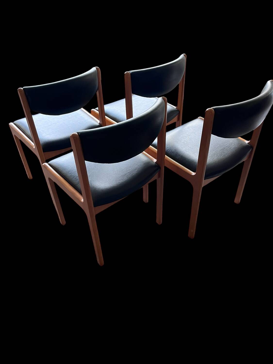 4 vintage chairs
