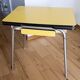 Petit table de cuisine en formica jaune vintage 1960