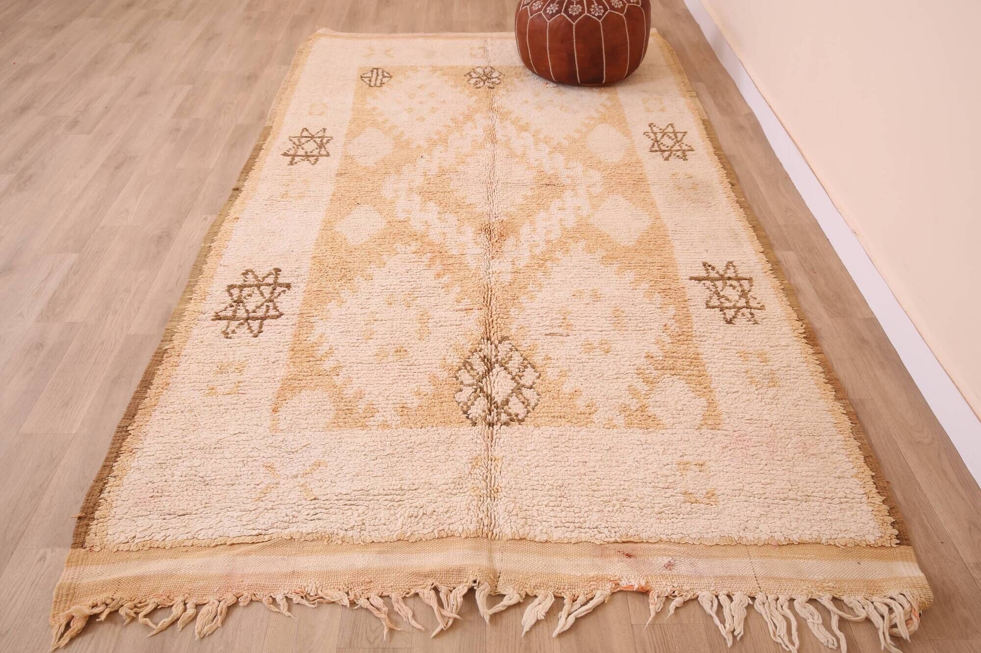 Yellow Vintage Moroccan Rug 159 x 282, Berber Wool Rug, Handmade Boho Rug
