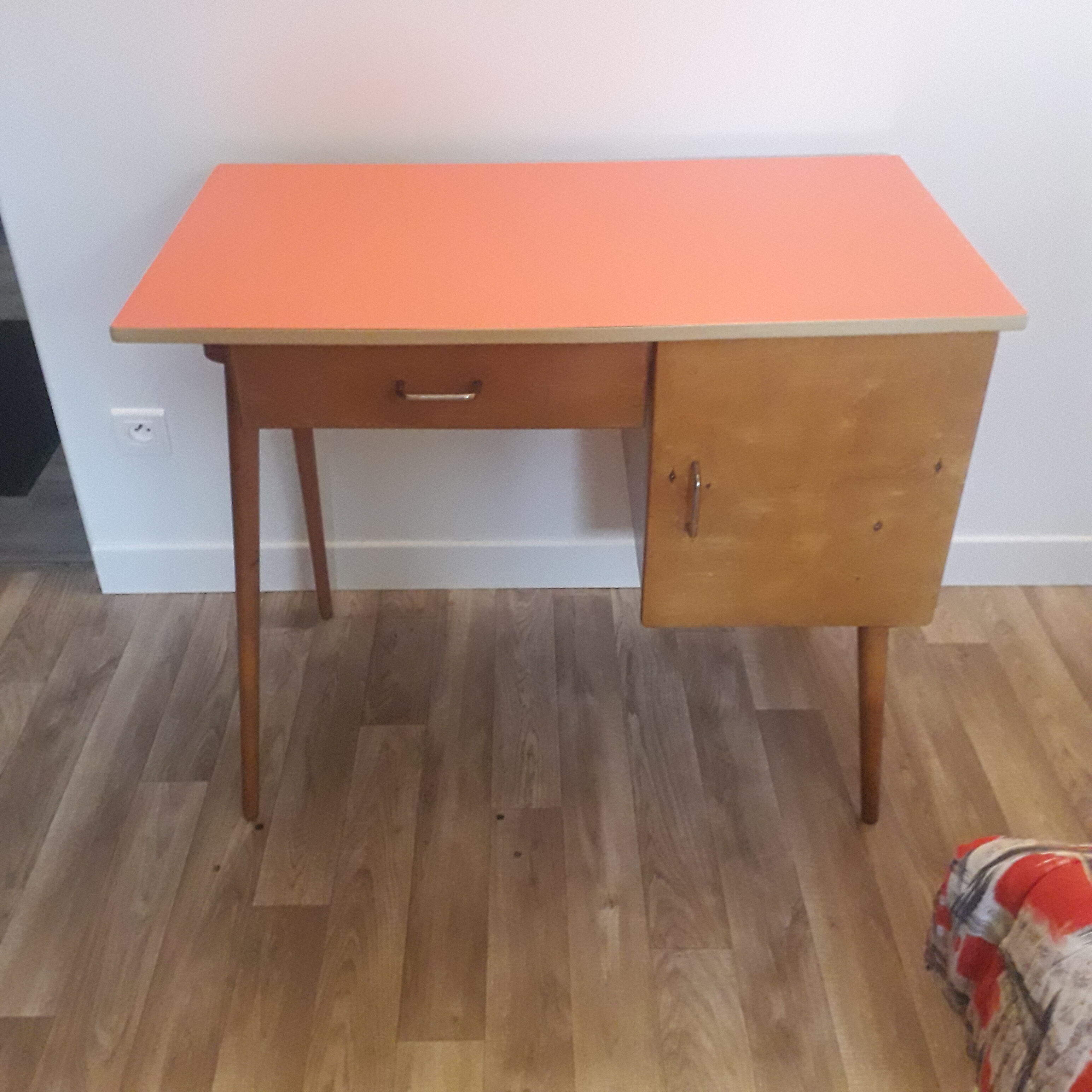 Bureau Baumann vintage