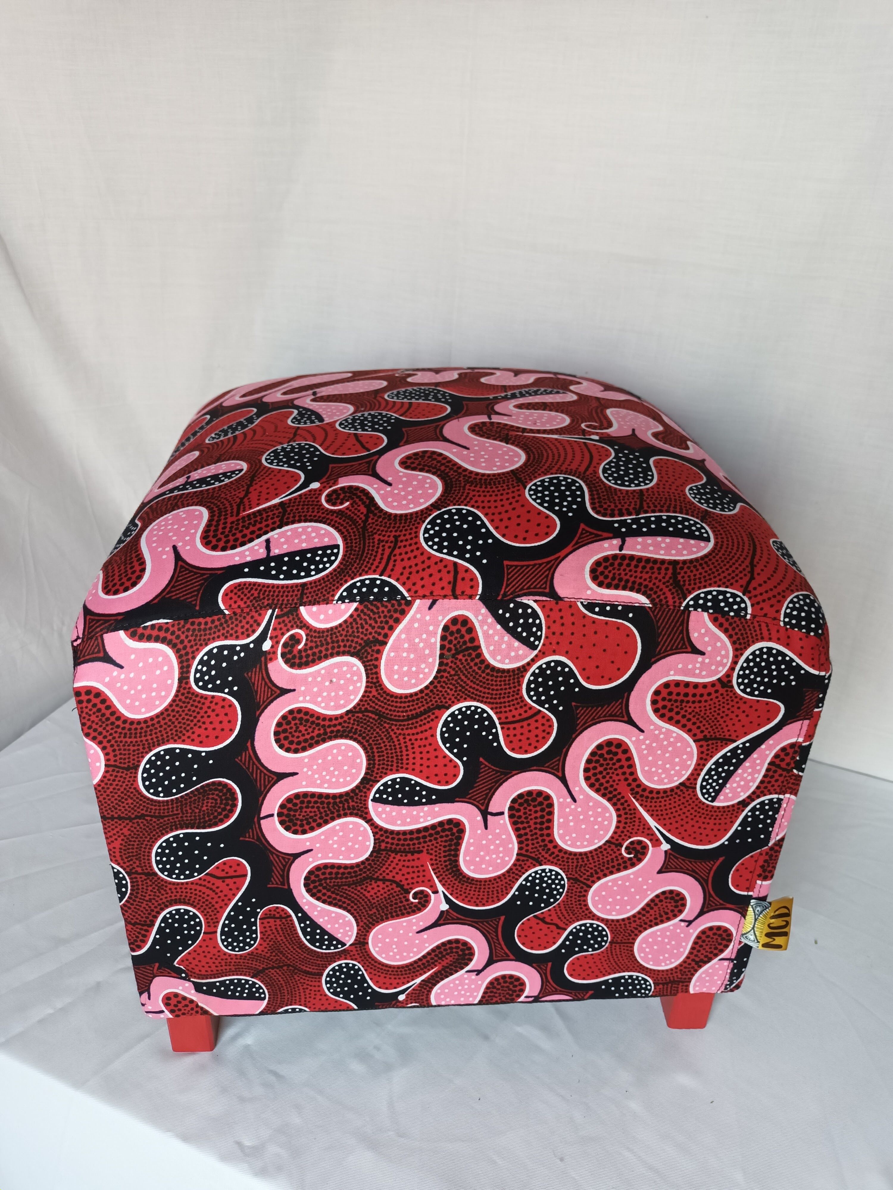 Square pouf zawati