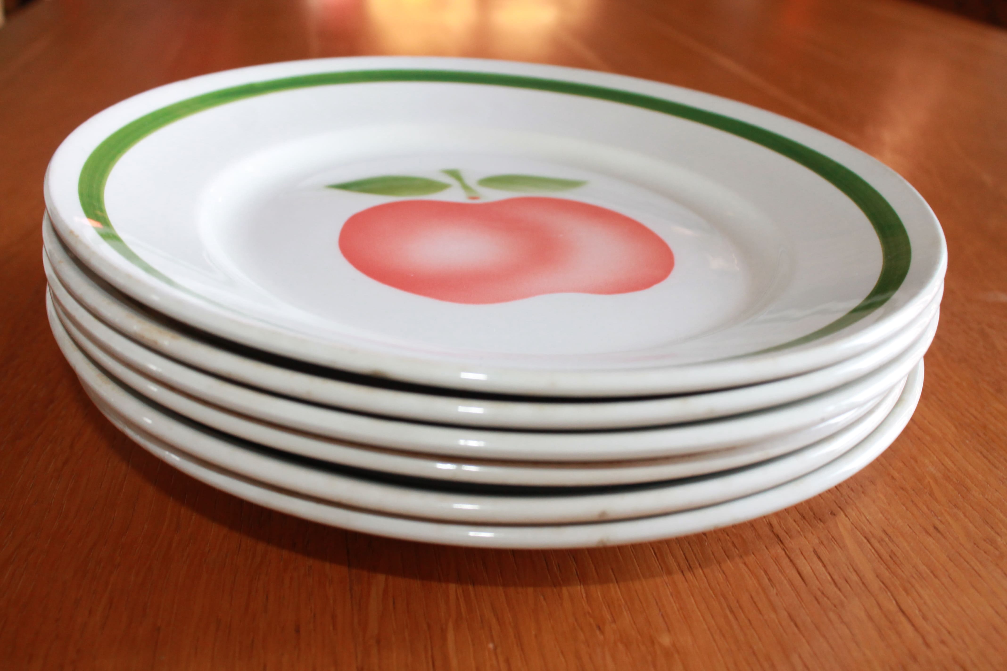 6 vintage apple plates