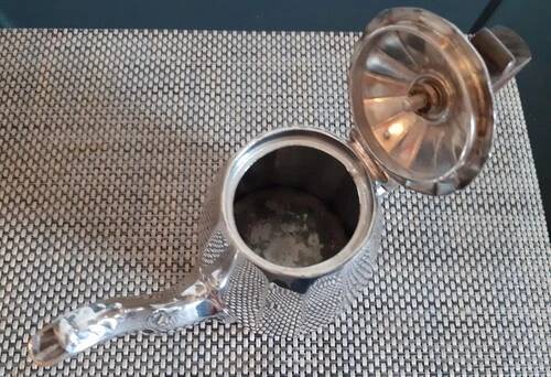Verseuse à café en métal argenté et poignée bois