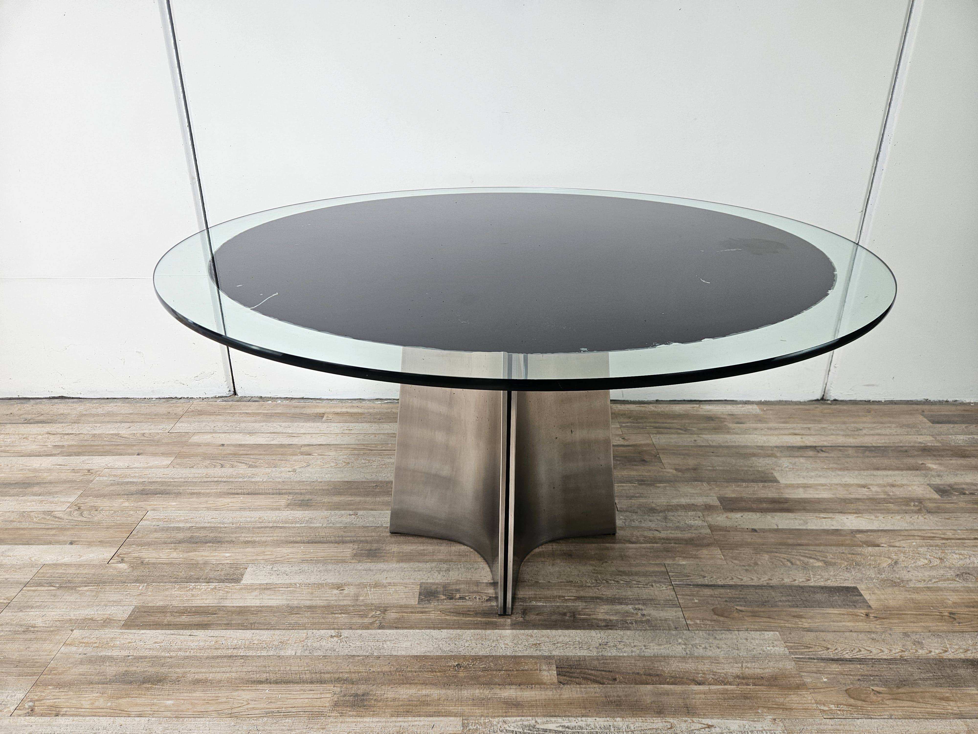Table from the UFO series by Luigi Saccardo for Arrmet, 1970