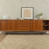 Buffet des années 1950 avec pieds Bauhaus