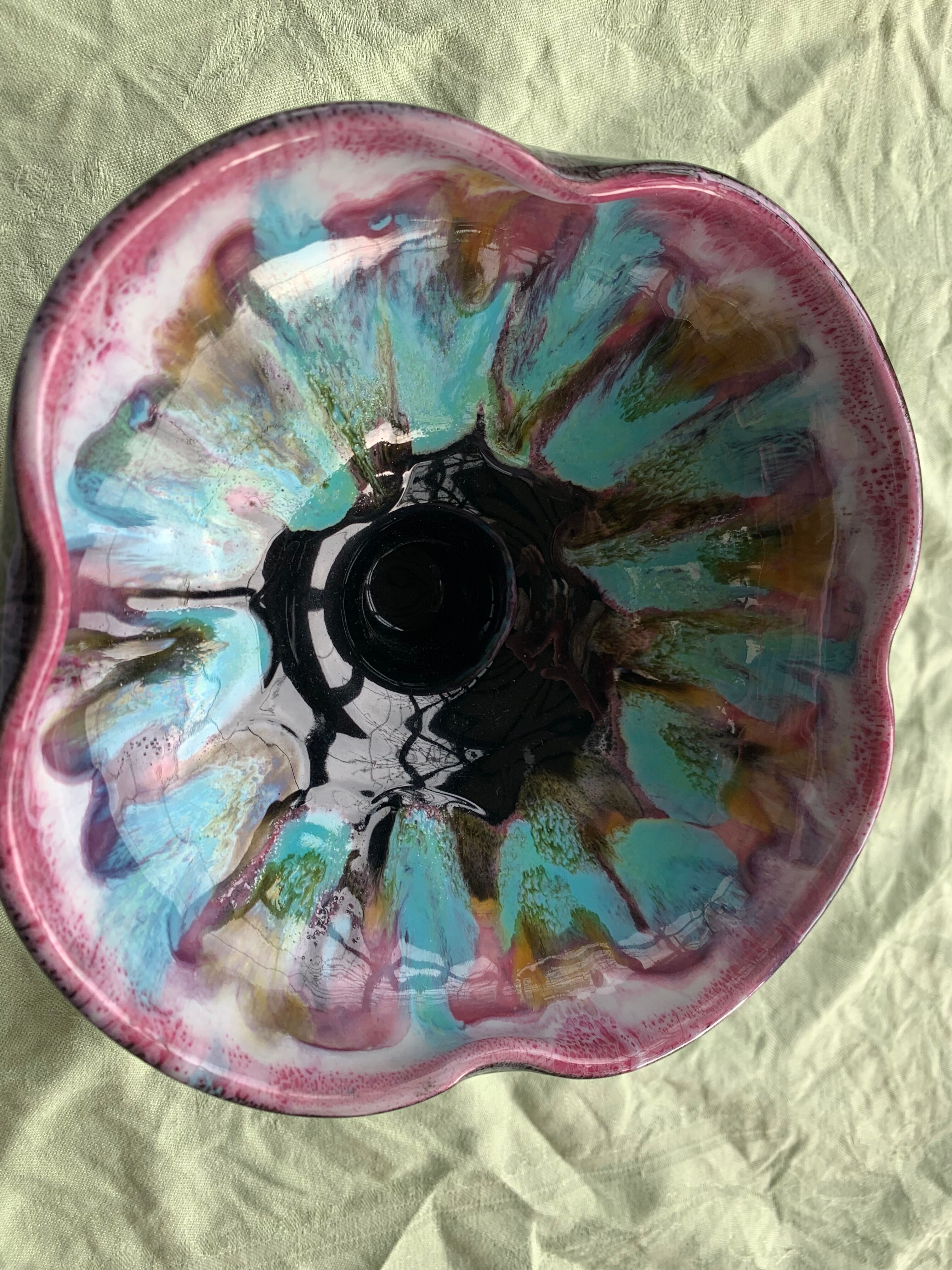 Flamed enamelled ceramic candle holder