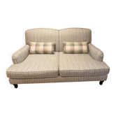 Sofa model Genova upholstered by a upholsterer.