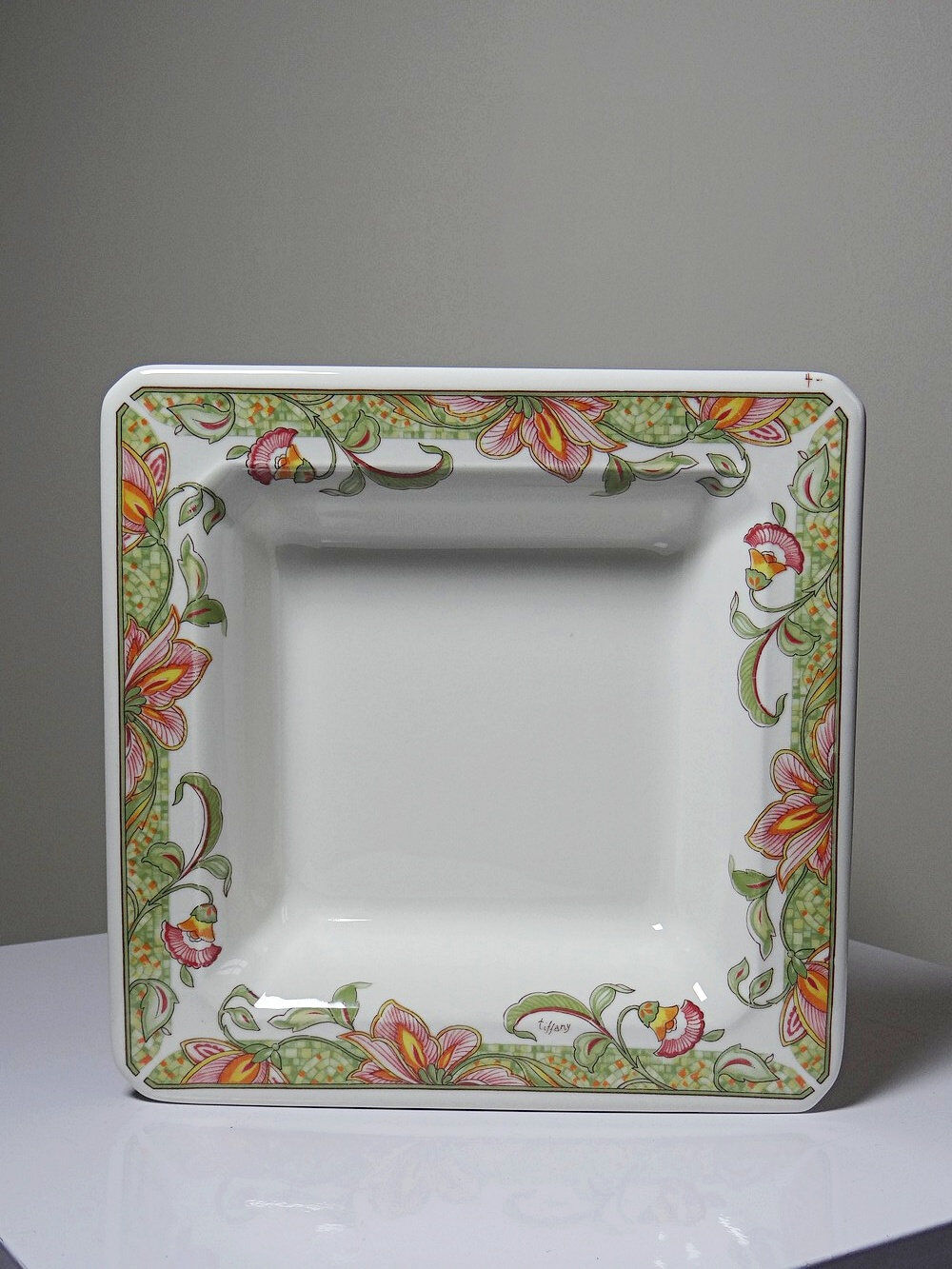 Set of 4 plates/dishes Tiffany Boutique, vintage Italian ceramic