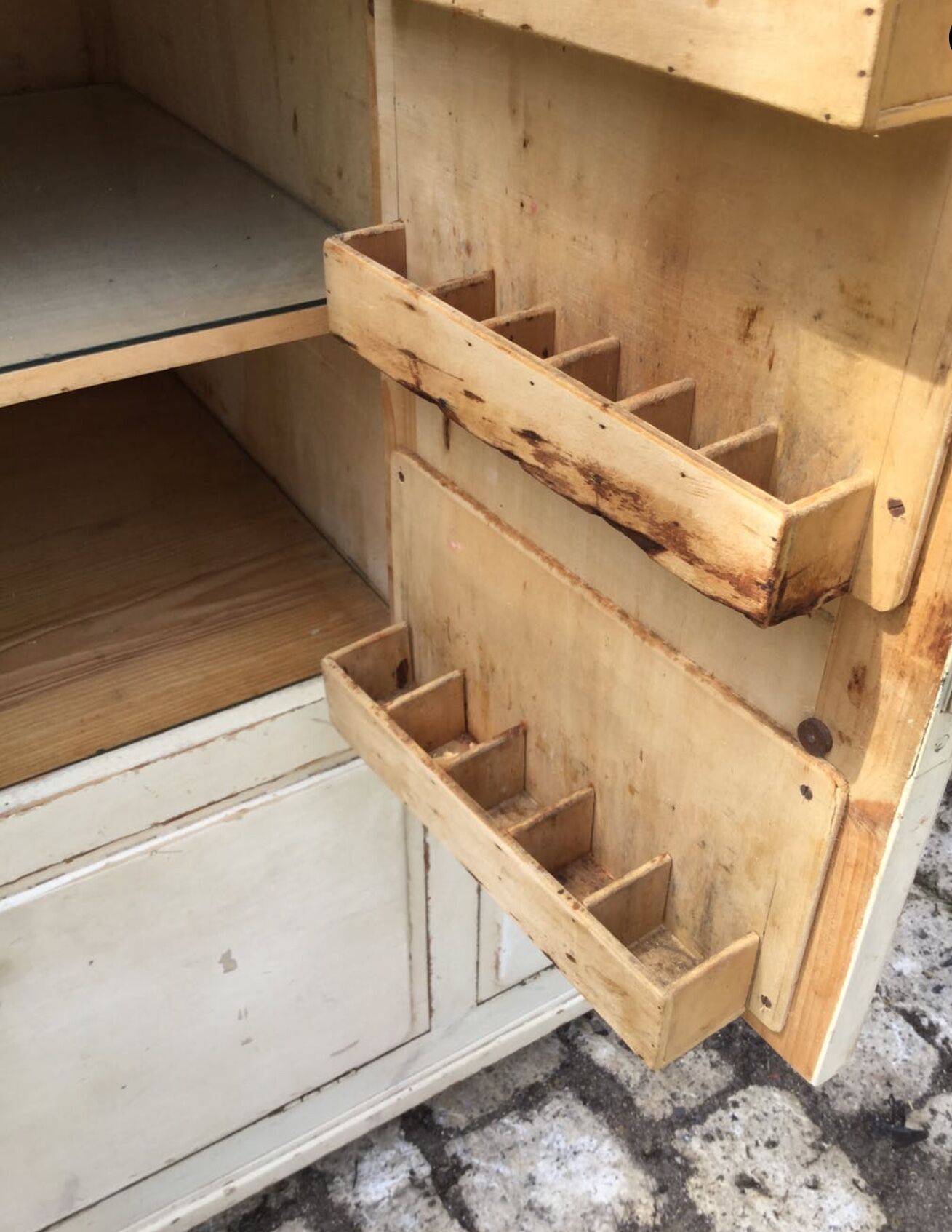 Vintage white skated buffet