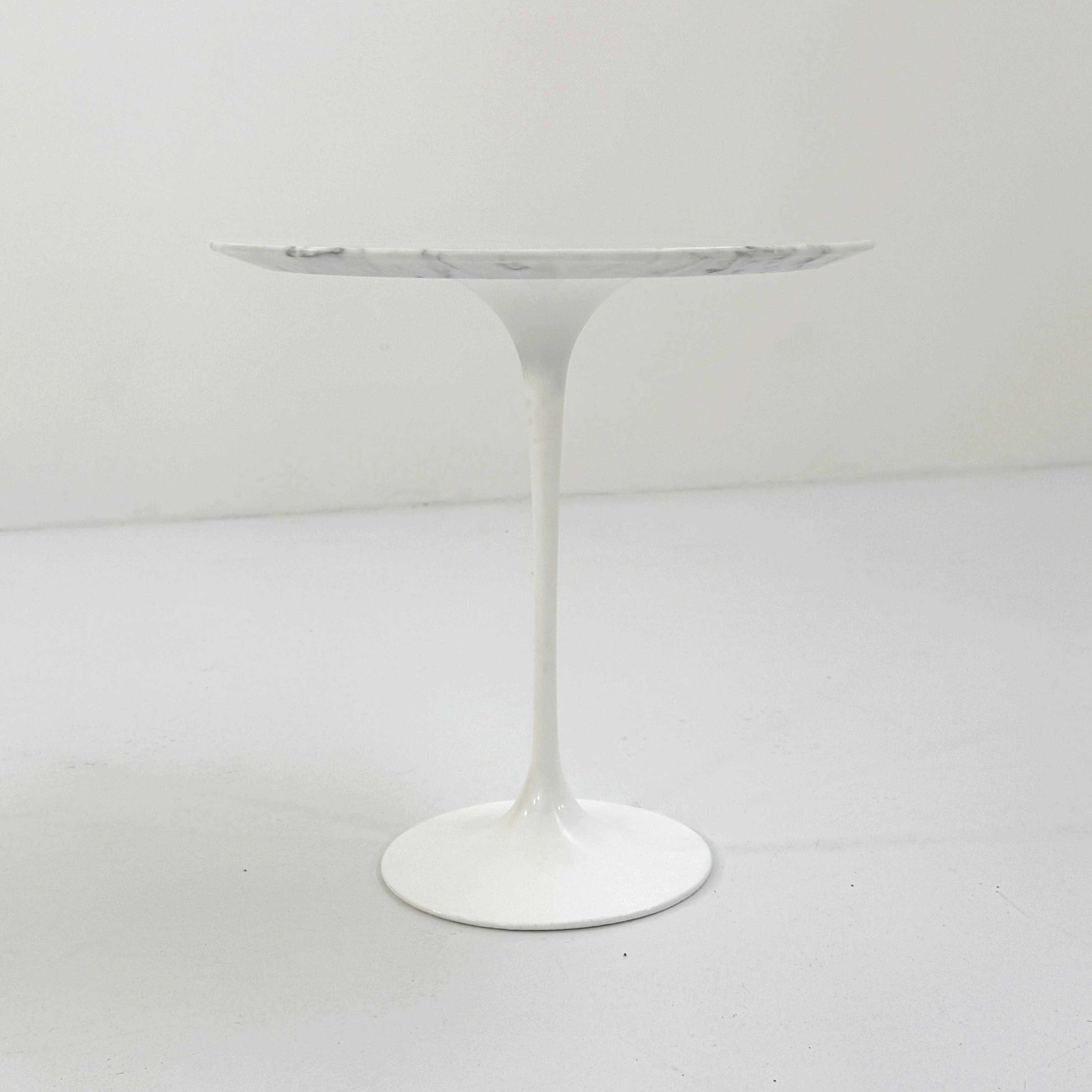 Tulip marble side table by Eero Saarinen for Knoll, 1970