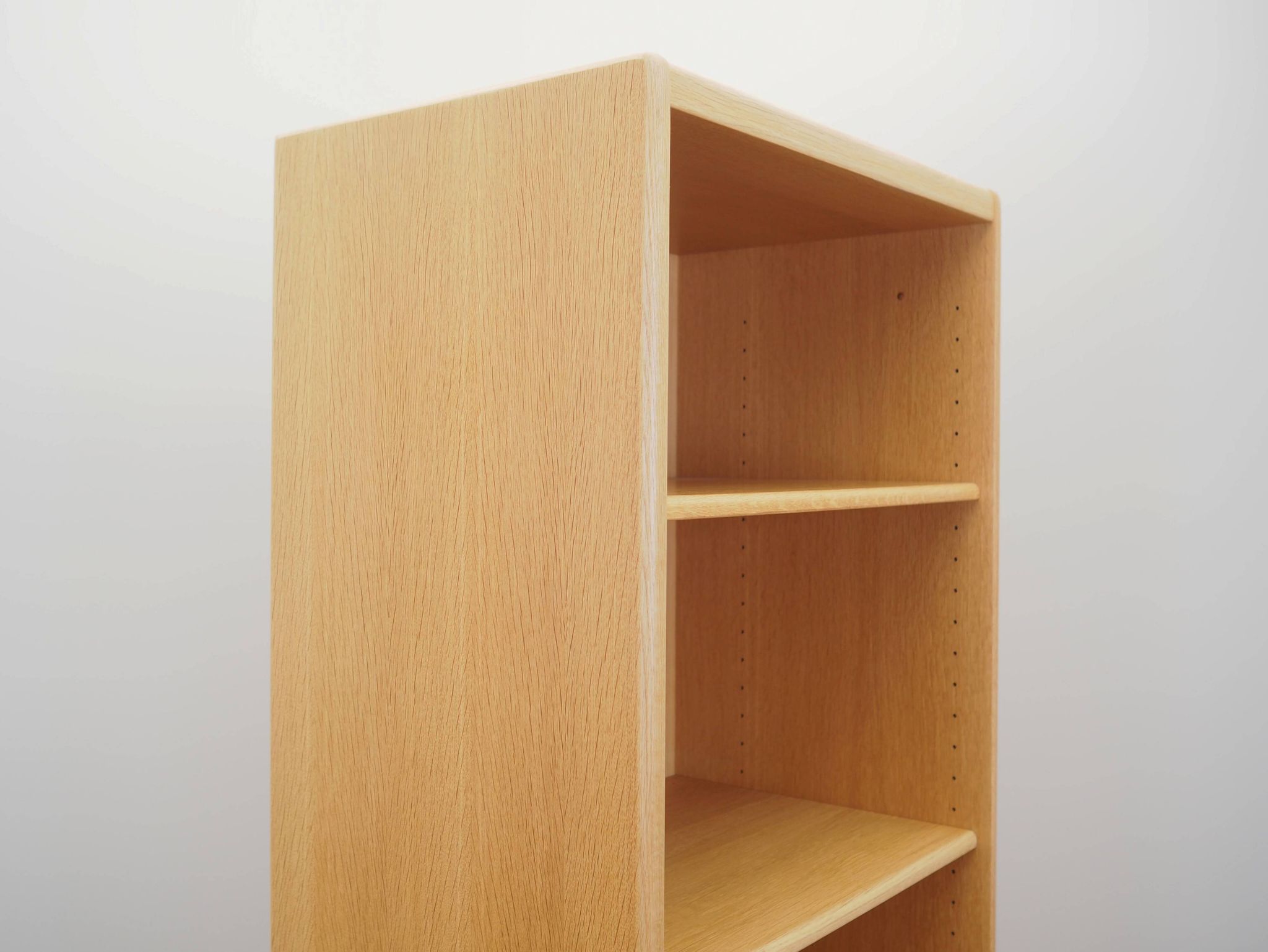 Bibliothèque, design danois, années 1960, production : Danemark