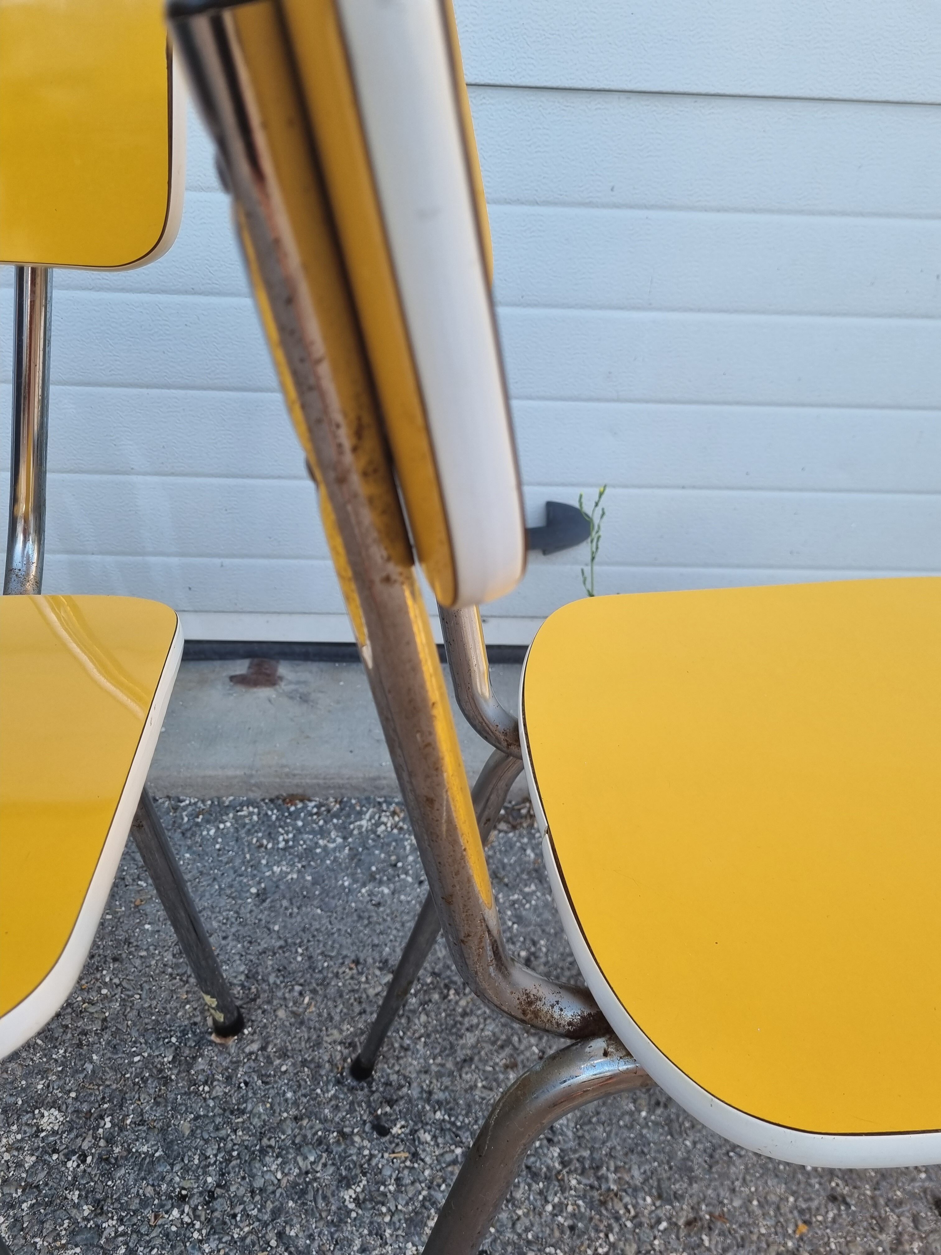 4 chairs formica pop yellow 1970