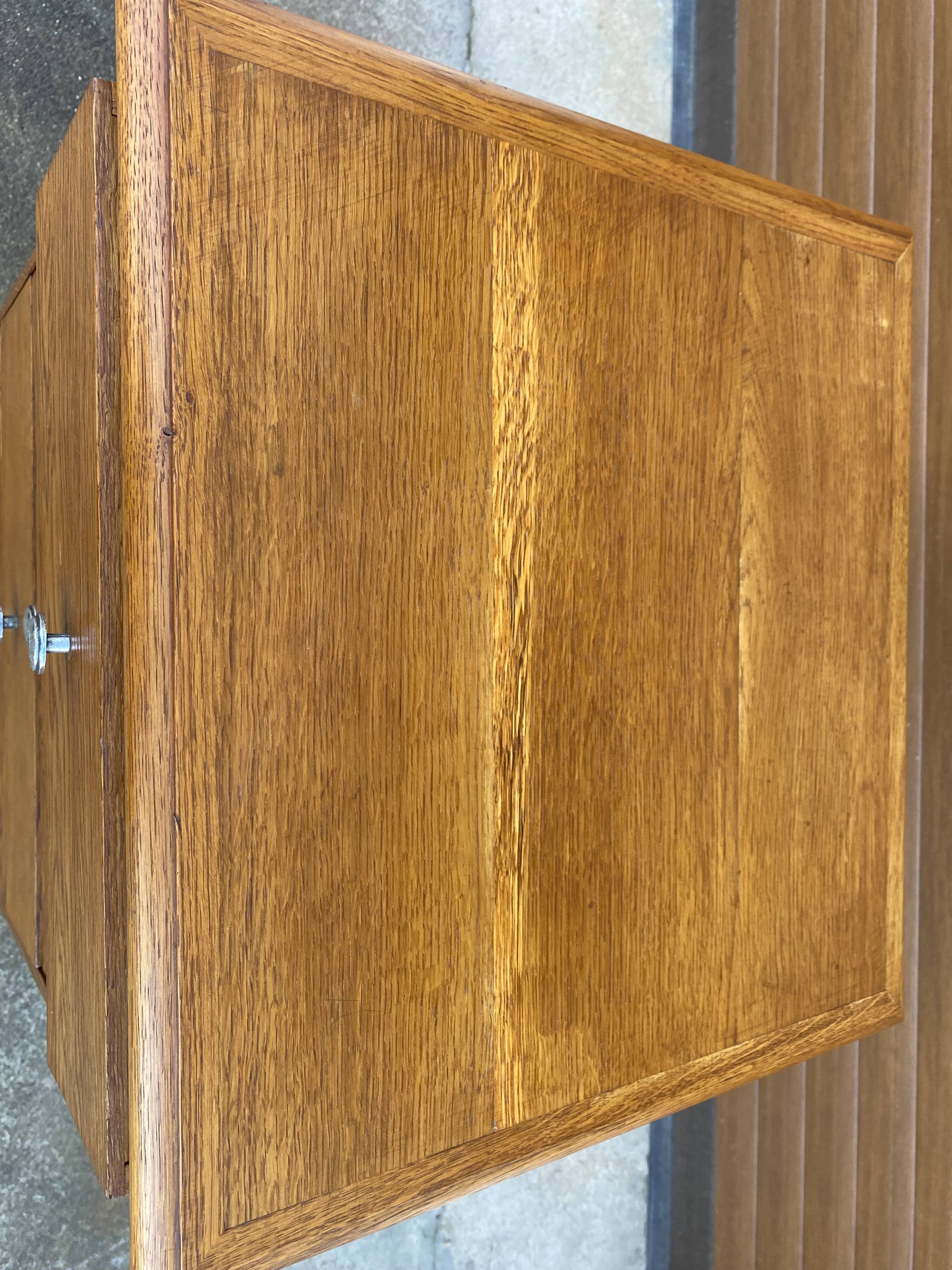 Petite Commode chêne six tiroirs