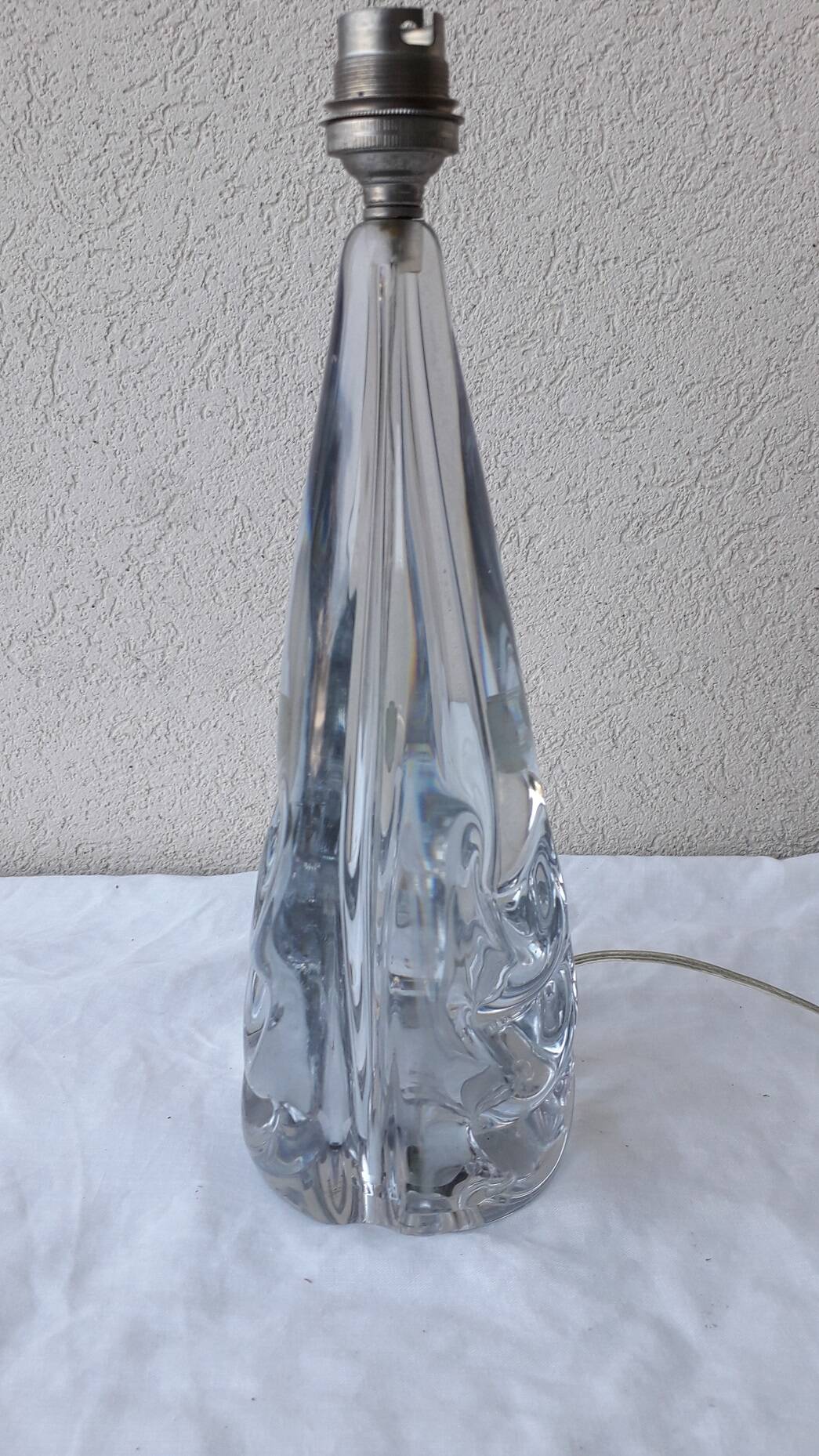 Crystal lamp base