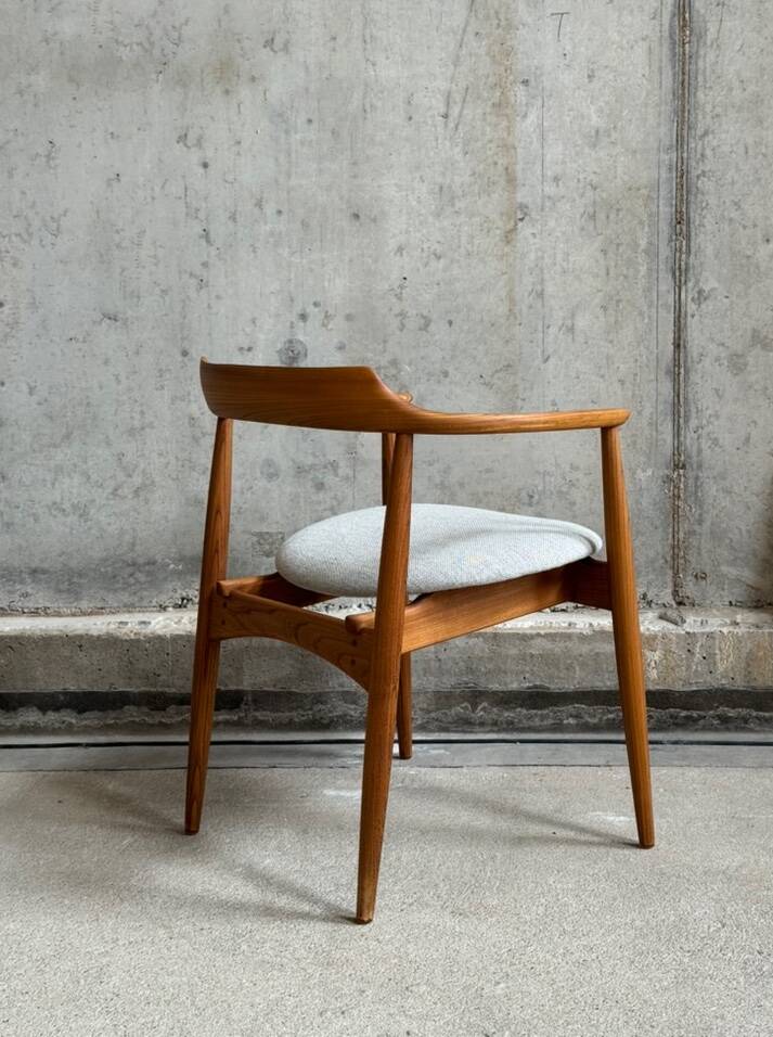 Armchair ST-750 by Arne Wahl Iversen for Niels Eilesrsen, Denmark