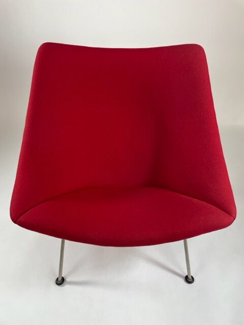 Oyster chair by Pierre Paulin for Artifort