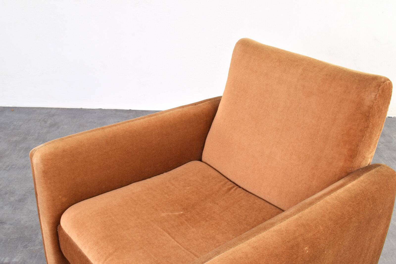 Vintage Italian Lounge Chair in Copper Velvet, 1970s.
